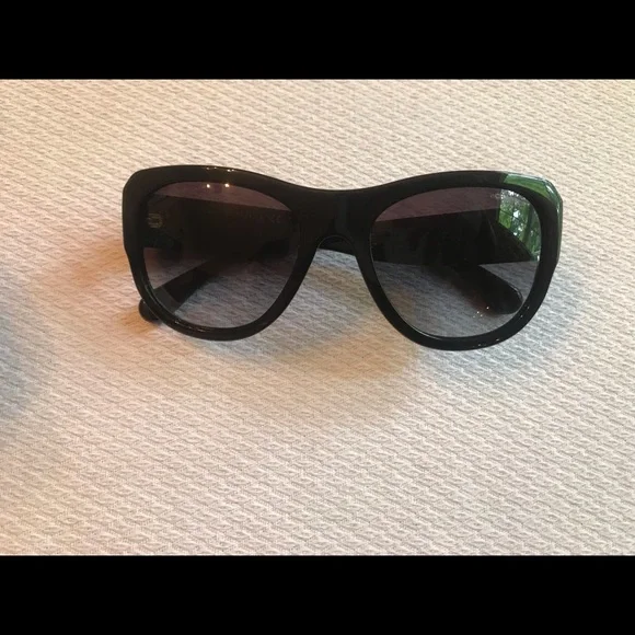 CHANEL | Accessories | Chanel Sunglasses Authentic Black W  display picture 3